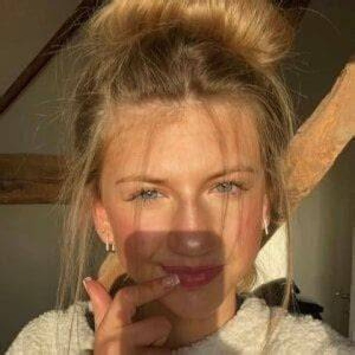 Bella Smith