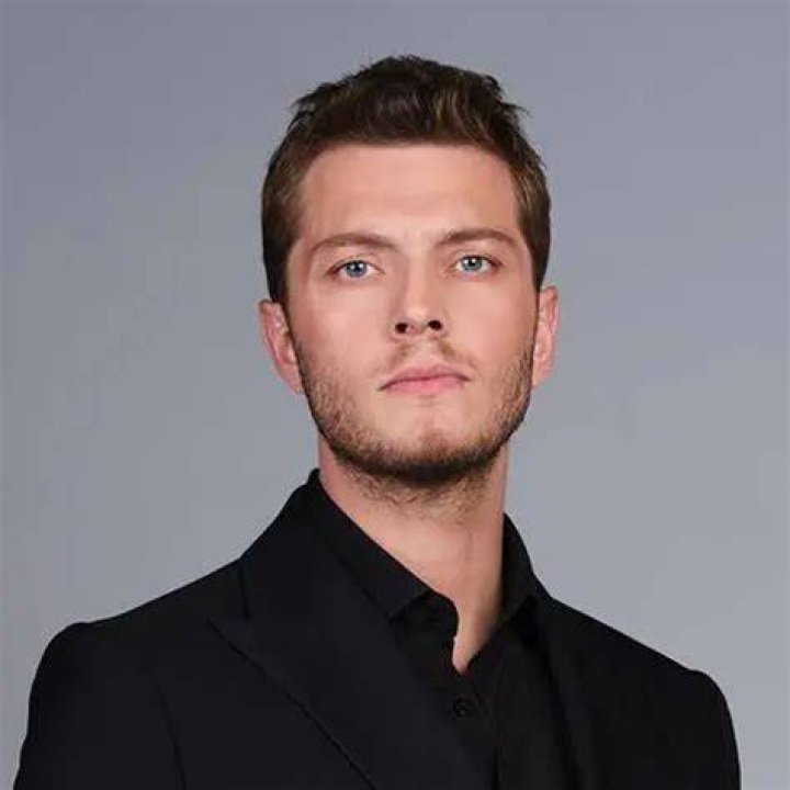 Burak Tozkoparan Net Worth
