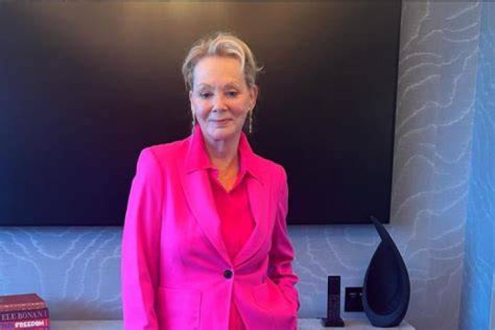 Jean Smart Net Worth