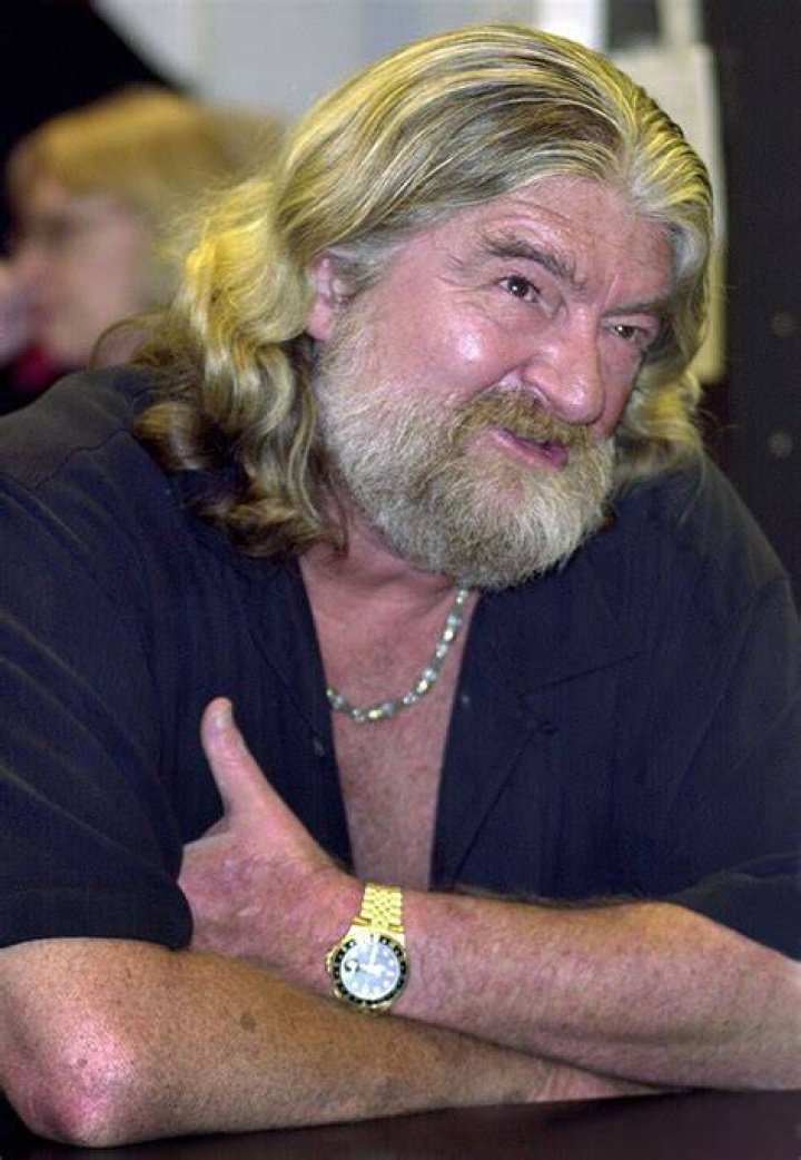 Joe Eszterhas Net Worth