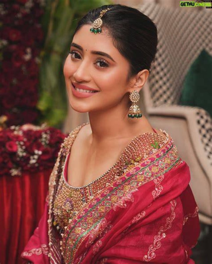 Shivangi Joshi Shivangi Joshi