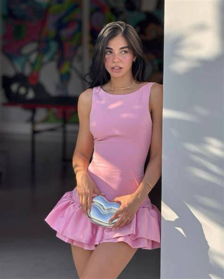 Stephany Negrete Net Worth